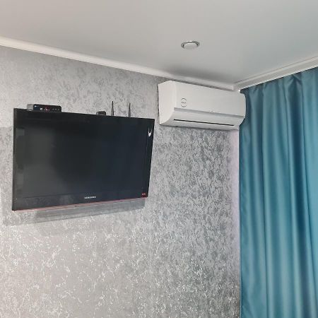 Однокомнатная Квартира В Центре Петропавловска Dış mekan fotoğraf